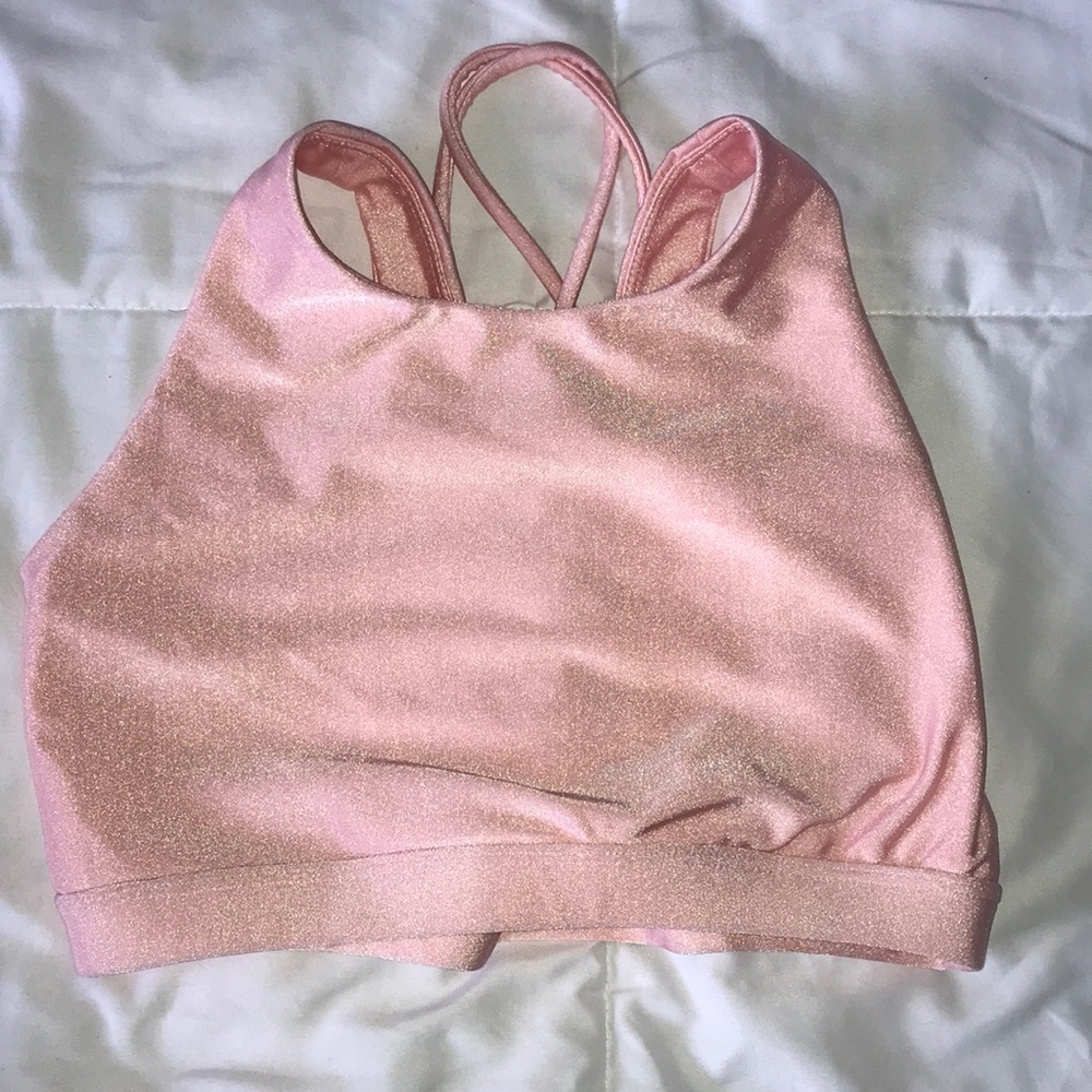 sports bra